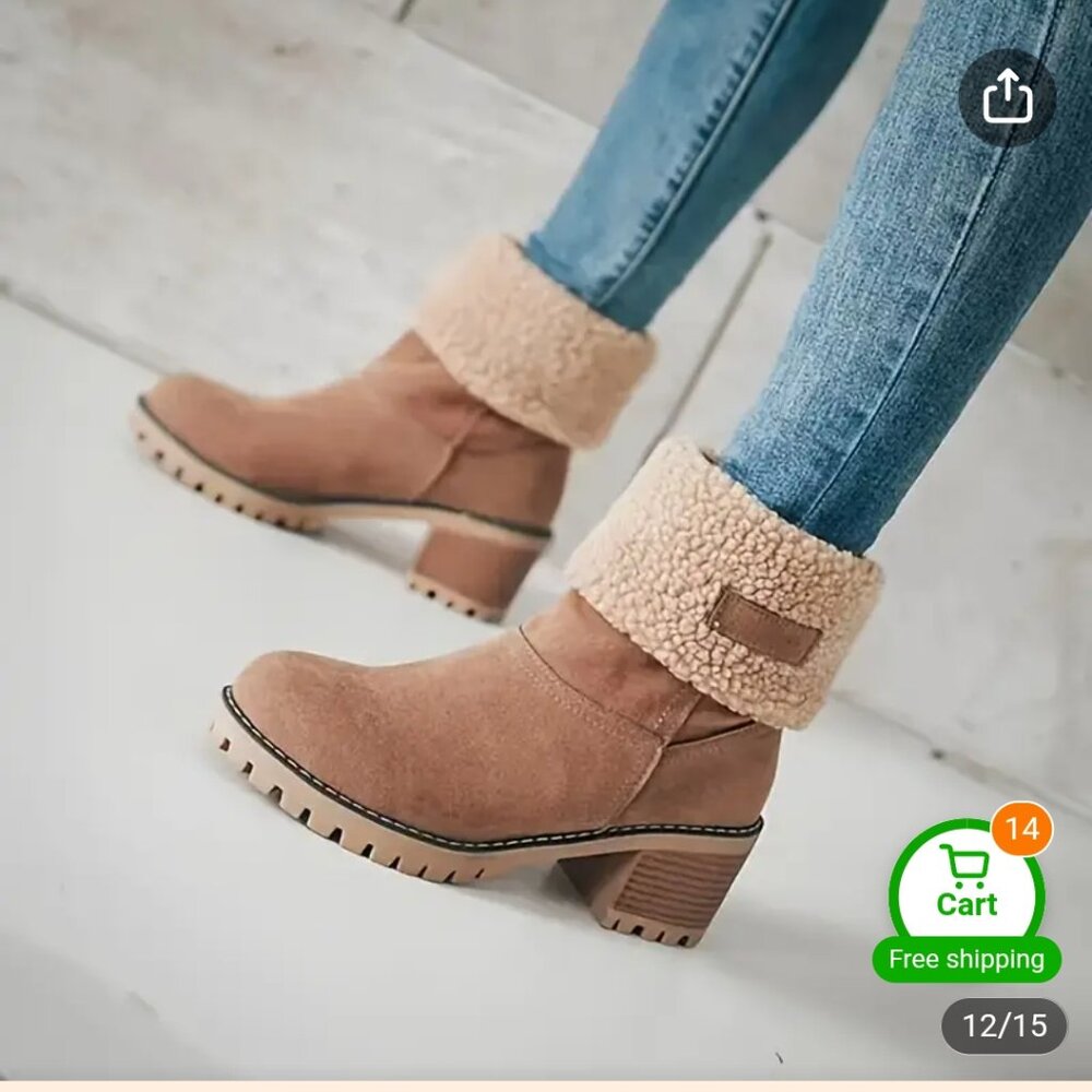 Stylish Tan Ankle Boots with Cozy Lining